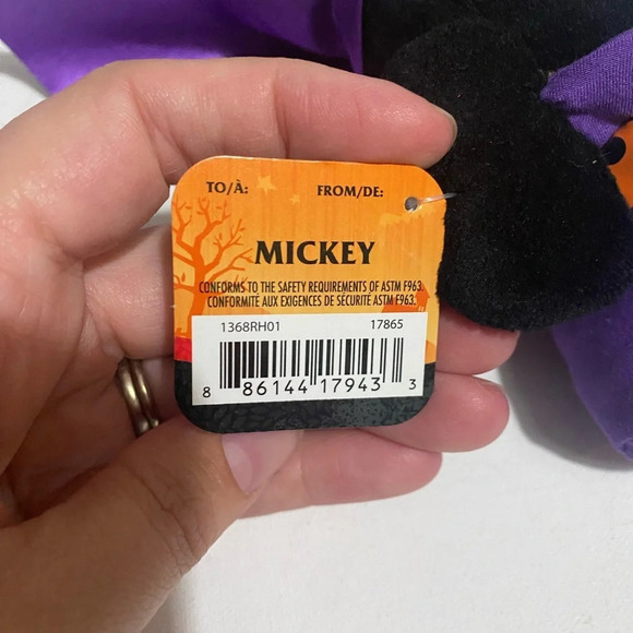 Disney Halloween Mickey Mouse w/ Purple Cape Hat Count Dracula 11” Plush, NWT - Picture 10 of 10